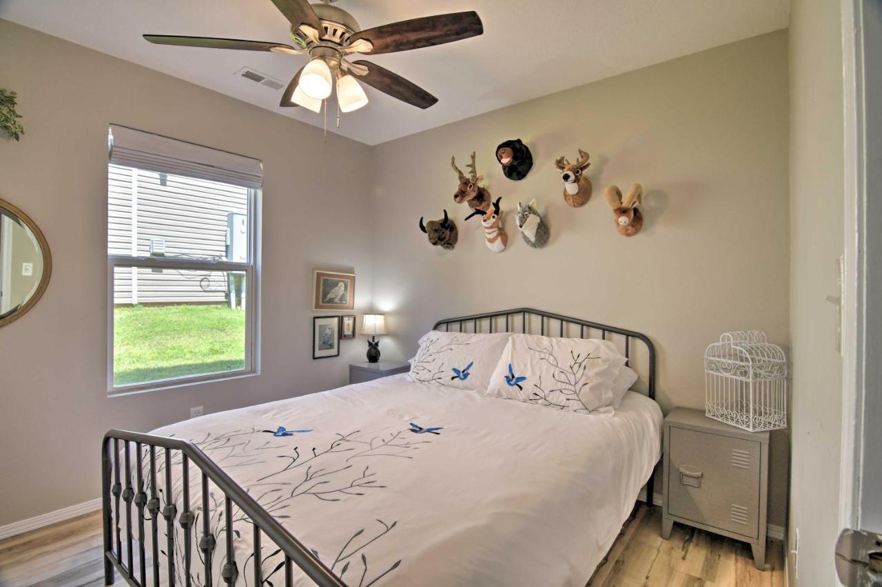 Apartment With Patio, 4 Mi To Silver Dollar City! Бренсон Екстер'єр фото
