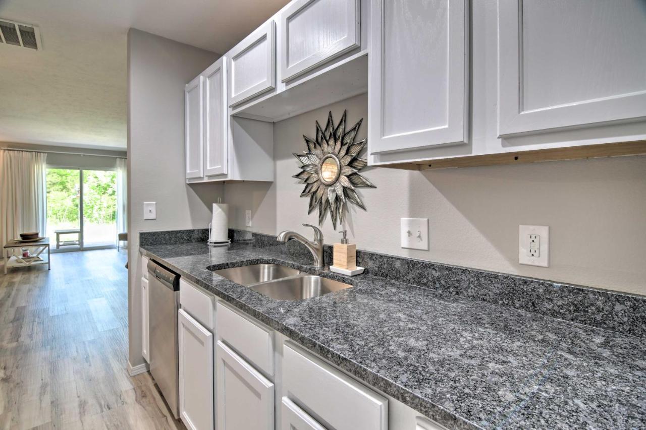 Apartment With Patio, 4 Mi To Silver Dollar City! Бренсон Екстер'єр фото